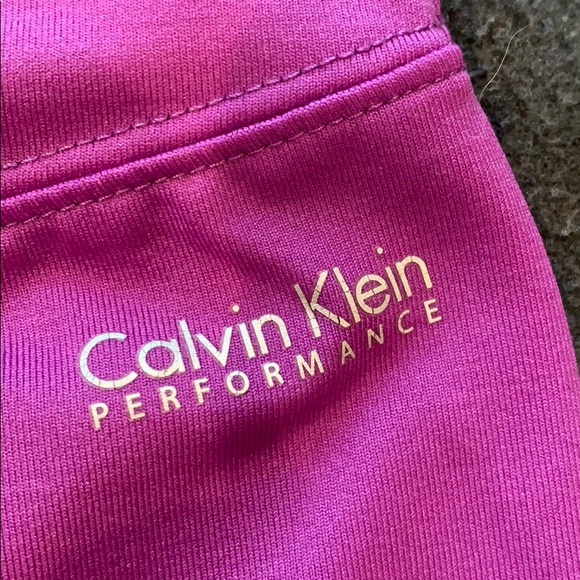 Calvin Klein leggings. - Picture 2 of 3